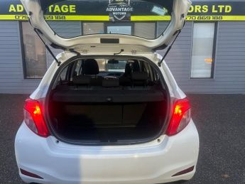 Toyota Yaris 1.33 Dual VVT-i TR Hatchback 5dr Petrol Multidrive S Euro 5 (101