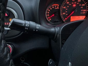 Toyota Yaris 1.33 Dual VVT-i TR Hatchback 5dr Petrol Multidrive S Euro 5 (101