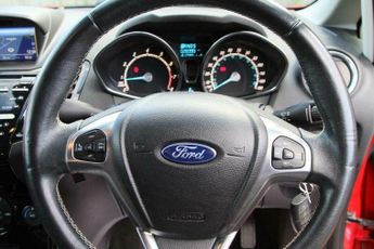 Ford Fiesta 1.6 Titanium Powershift Euro 6 5dr