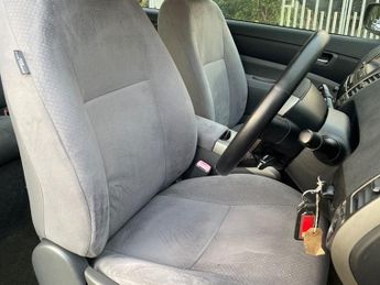 Toyota Prius 1.5 T Spirit Hatchback 5dr Petrol Hybrid CVT (104 g/km, 76 bhp)