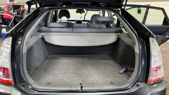 Toyota Prius 1.5 T Spirit Hatchback 5dr Petrol Hybrid CVT (104 g/km, 76 bhp)