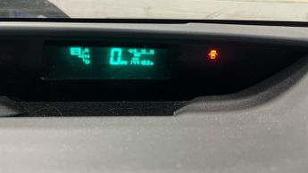 Toyota Prius 1.5 T Spirit Hatchback 5dr Petrol Hybrid CVT (104 g/km, 76 bhp)