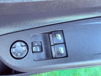 Vauxhall Corsa 1.2 Turbo SE Nav Premium Auto Euro 6 (s/s) 5dr