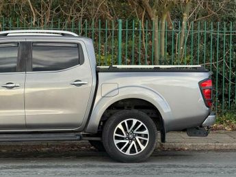 Nissan Navara 2.3 dCi Tekna Auto 4WD Euro 6 4dr