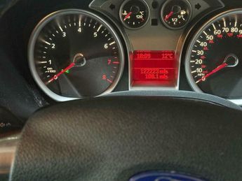 Ford Focus 1.6 Zetec 5dr