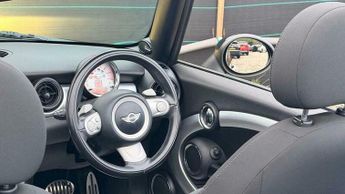 MINI Convertible 1.6 Cooper S Steptronic Euro 5 2dr