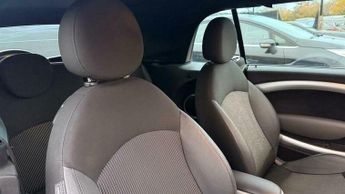 MINI Convertible 1.6 Cooper S Steptronic Euro 5 2dr