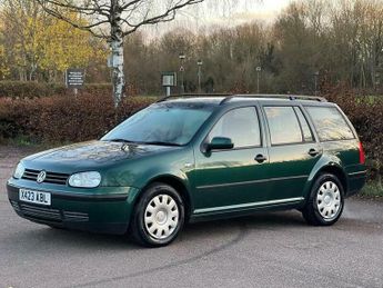 Volkswagen Golf 1.6 S 5dr