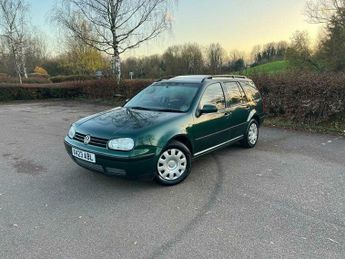 Volkswagen Golf 1.6 S 5dr