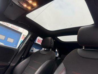 Mercedes-Benz E Class EQA 250 66.5kWh AMG Line (Premium) Auto 5dr