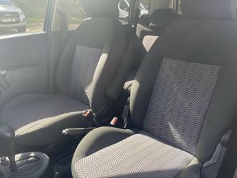 Ford Fusion Fusion + Auto 5 Gears Suv Hatchback