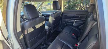 Mitsubishi Outlander 2.0h 12kWh GX4h CVT 4WD Euro 5 (s/s) 5dr