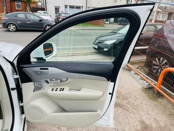 Volvo XC90 2.0 D5 Inscription Geartronic 4WD Euro 6 (s/s) 5dr