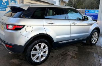 Land Rover Range Rover Evoque 2.0 TD4 SE SUV 5dr Diesel Auto 4WD Euro 6 (s/s) (180 ps)