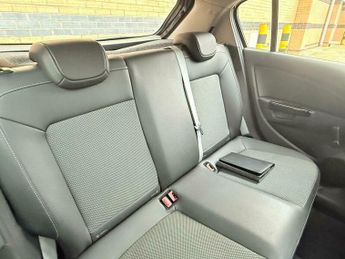 Vauxhall Corsa DESIGN 16V