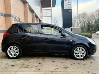 Vauxhall Corsa DESIGN 16V