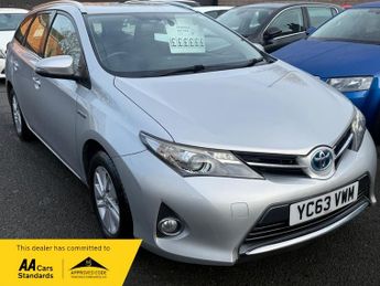 Toyota Auris 1.8 VVT-h Icon Touring Sports CVT 5dr 97BHP