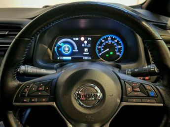 Nissan Leaf 40kWh Tekna Auto 5dr