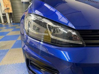 Volkswagen Golf 2.0 Golf R TSi 4Motion Semi-Auto 4WD 5dr