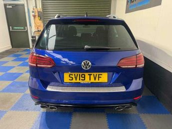Volkswagen Golf 2.0 Golf R TSi 4Motion Semi-Auto 4WD 5dr
