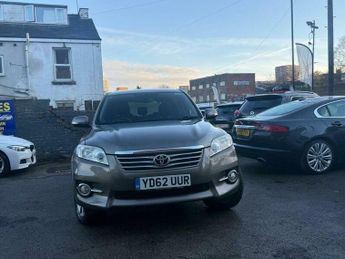 Toyota RAV4 2.2 D-CAT SR Auto 4WD Euro 5 5dr