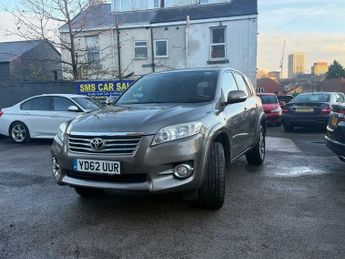 Toyota RAV4 2.2 D-CAT SR Auto 4WD Euro 5 5dr