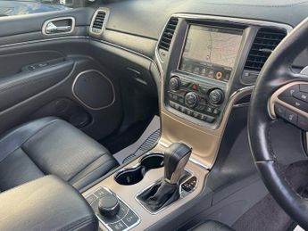 Jeep Grand Cherokee 3.0 V6 CRD Summit SUV 5dr Diesel Auto 4WD Euro 6 (247 bhp)