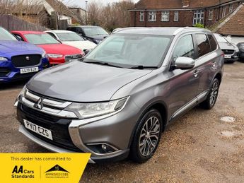 Mitsubishi Outlander DI-D 3
