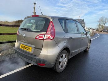 Renault Scenic DYNAMIQUE TOMTOM DCI