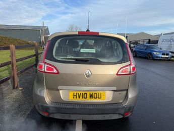 Renault Scenic DYNAMIQUE TOMTOM DCI