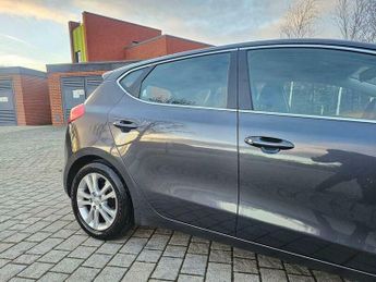 Kia Ceed 1.6 CRDi 2 Hatchback 5dr Diesel DCT Euro 6 (s/s) (134 bhp)