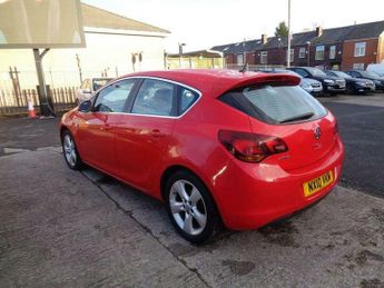 Vauxhall Astra 1.6 16v SRi Euro 5 5dr