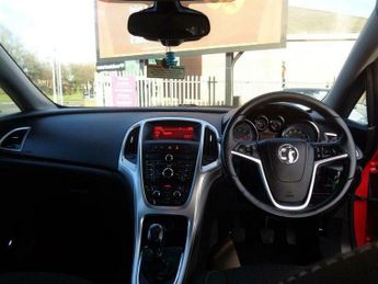 Vauxhall Astra 1.6 16v SRi Euro 5 5dr