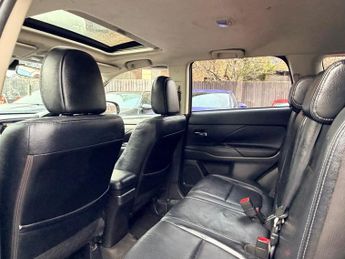 Mitsubishi Outlander DI-D GX 4