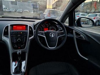 Vauxhall Astra 1.6 16v Exclusiv Auto Euro 5 5dr