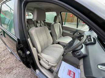 Renault Scenic 1.6 VVT Expression 5dr