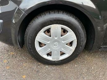 Renault Scenic 1.6 VVT Expression 5dr