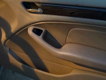 BMW 3 SERIES 2.2 320i SE 4dr