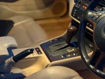 BMW 3 SERIES 2.2 320i SE 4dr