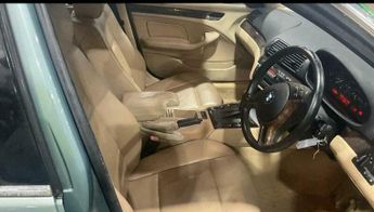 BMW 3 SERIES 2.2 320i SE 4dr