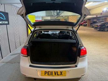 Volkswagen Golf 1.6 TDI Match DSG Euro 5 5dr
