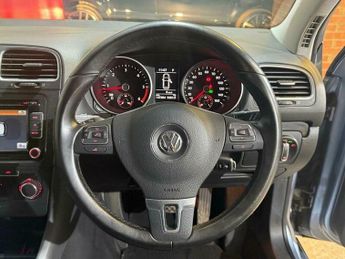 Volkswagen Golf 1.6 TDI Match DSG Euro 5 5dr