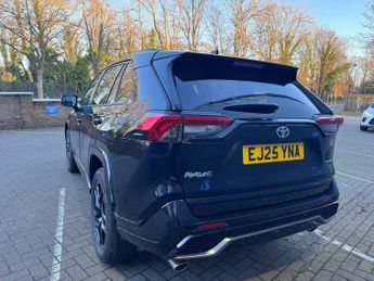 Toyota RAV4 2.5 VVT 18.1kWh GR SPORT CVT 4WD Euro 6 (s/s) 5dr