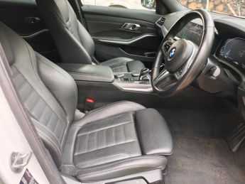 BMW 3 SERIES 330E M SPORT