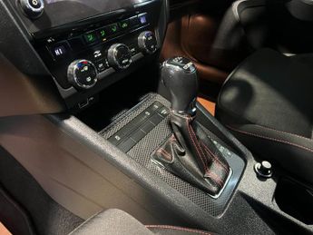 Skoda Octavia 2.0 TDI vRS DSG 4WD Euro 6 (s/s)