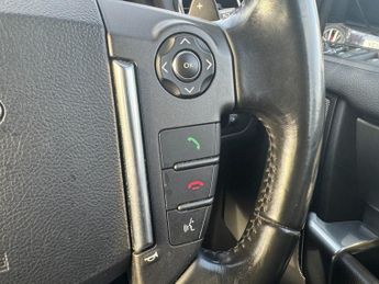 Land Rover Discovery 3.0 SD V6 Graphite SUV 5dr Diesel Auto 4WD Euro 6 (s/s) (256 bhp