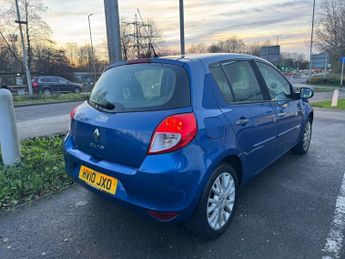 Renault Clio 1.2 TCe Dynamique Hatchback 5dr Petrol Manual Euro 4 (100 ps)