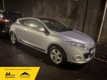 Renault Megane DYNAMIQUE TOMTOM VVT 1.6 3DR