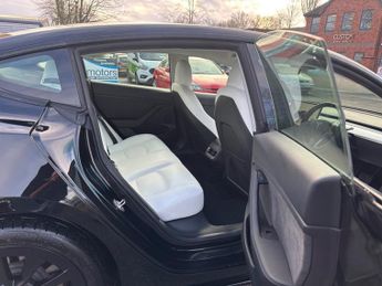 Tesla Model 3 STANDARD RANGE PLUS