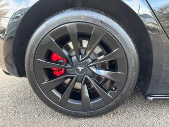 Tesla Model 3 STANDARD RANGE PLUS